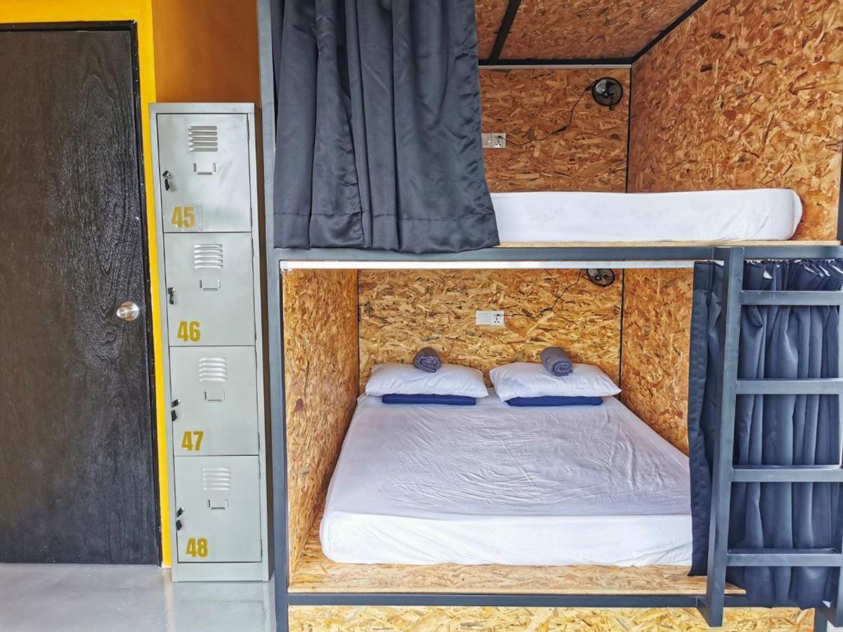 The Cocoon Capsule Hotel คาเมรอนไฮแลนด์ ภายนอก รูปภาพ
