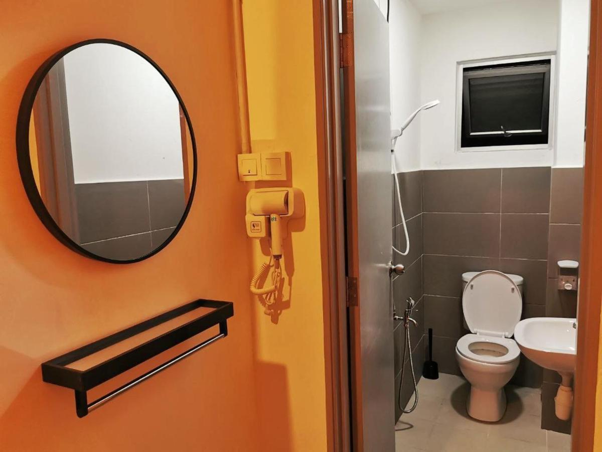 The Cocoon Capsule Hotel คาเมรอนไฮแลนด์ ภายนอก รูปภาพ