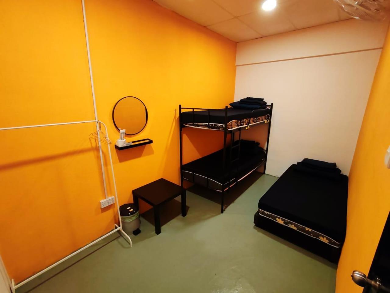 The Cocoon Capsule Hotel คาเมรอนไฮแลนด์ ภายนอก รูปภาพ